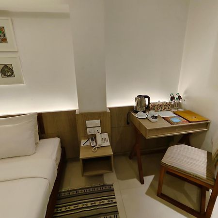 Hotel Nandini Dhaka Exterior photo